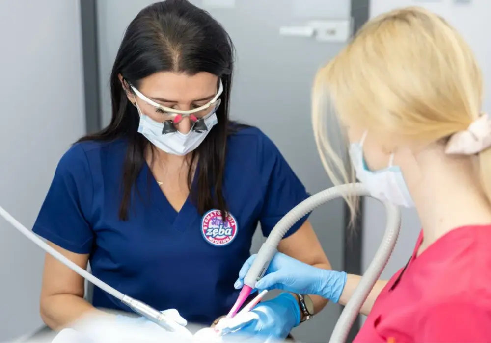 Czy dentysta boli? Poznaj prawdę o bólu podczas zabiegów stomatologicznych