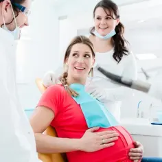 Znieczulenie u dentysty w ciąży – co musisz wiedzieć, aby być bezpieczną